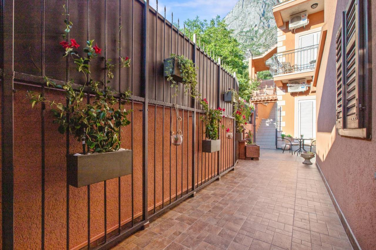 Apartments Boka Heart Kotor Exterior photo