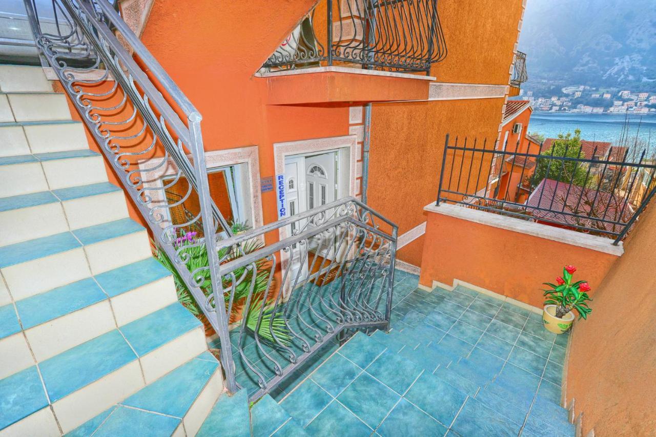 Apartments Boka Heart Kotor Exterior photo